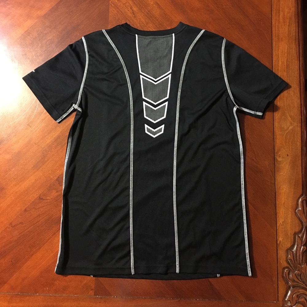 Tee - Picture 2 of 4